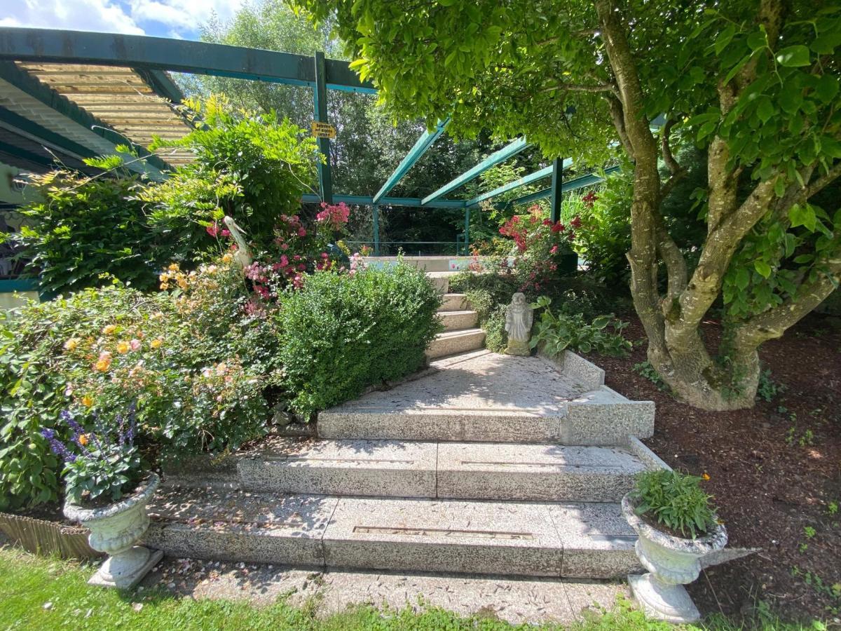 Stadtvilla Auerhahn Vöcklabruck Extérieur photo